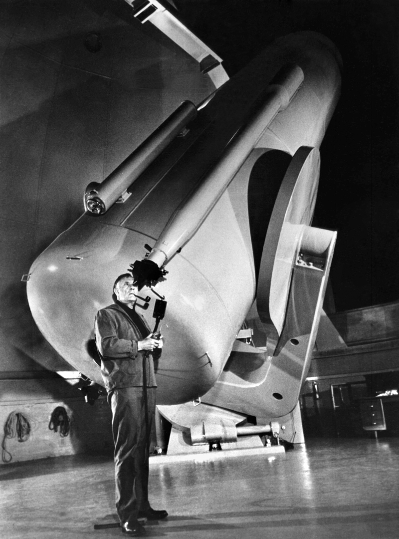 <p>To the enthralment of students enrolled in Unisa’s recently implemented astronomy courses, American astronomer Edwin Hubble publishes proof that entire galaxies exist beyond our own.</p>